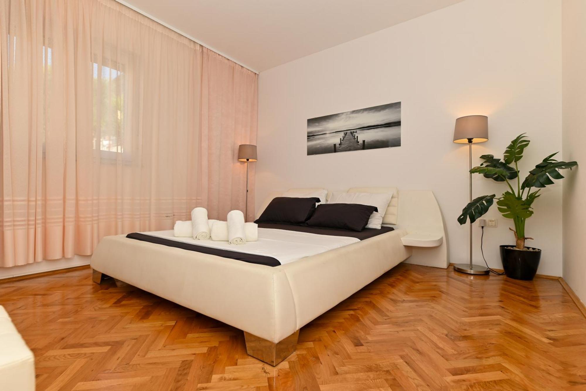 Sunny Place With Sea View * Trogir