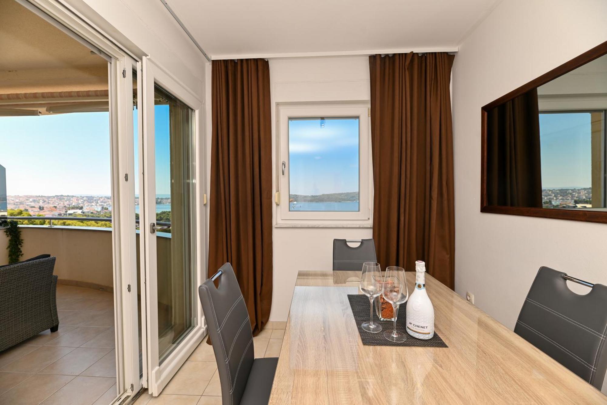 Appartement Sunny Place With Sea View